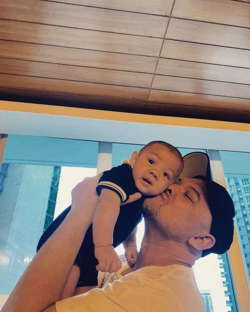 potret baby Balint (instagram.com/donny_bule)