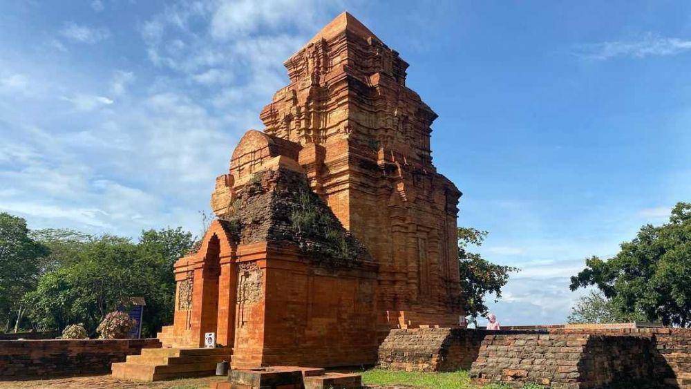 Po Shanu Cham Towers (instagram.com/b_q.anh)