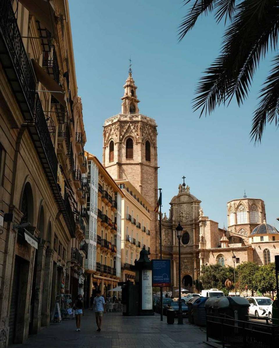 Plaza de la Reina (instagram.com/andreea_andreea_)