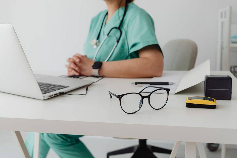ilustrasi konsultasi dokter (pexels.com/Karolina Grabowska)