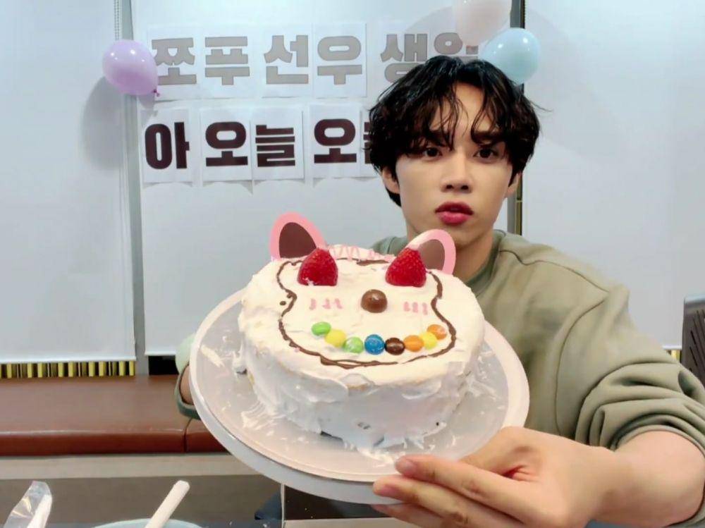 Kue Ulang Tahun Sunwoo THE BOYZ (vlive.tv/THE BOYZ)