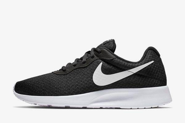 Nike Tanjun (nike.com)