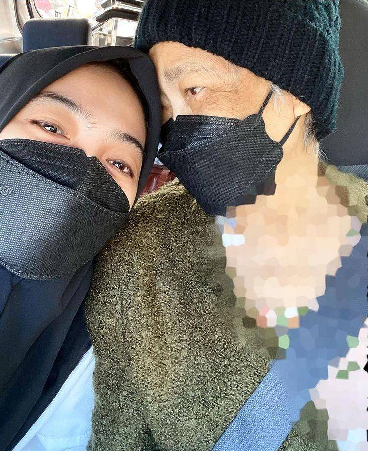 Dian Ayu dan mama (instagram.com/dianayulestari)