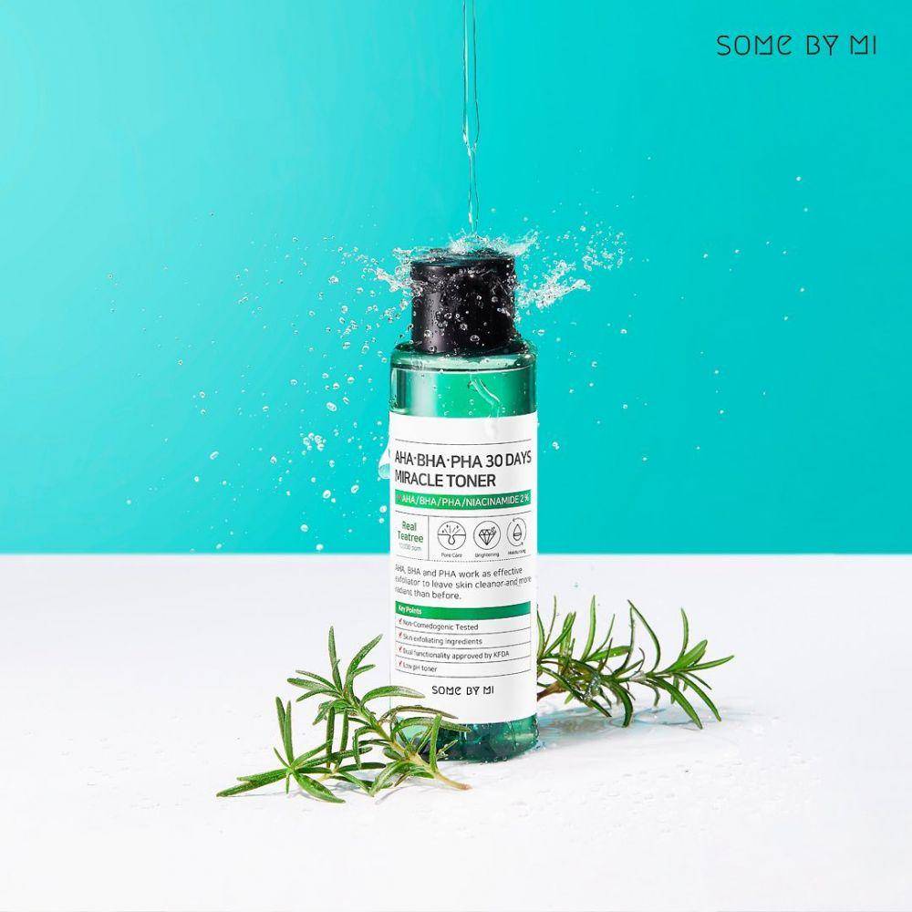 Skincare yang Jadi Favorit Banyak Pria di 2021 (Instagram.com/somebymi.official_id)