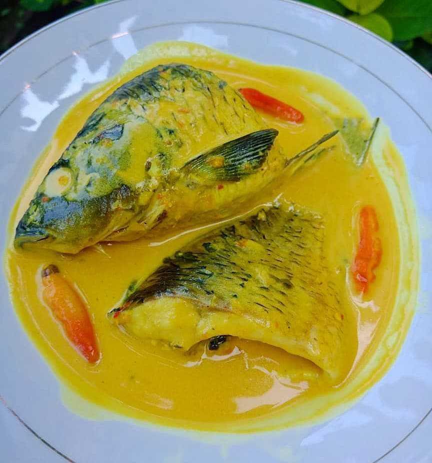 Resep Gulai Ikan Mas ala Rumah Makan Padang, Pedas Gurih Bikin Nagih!