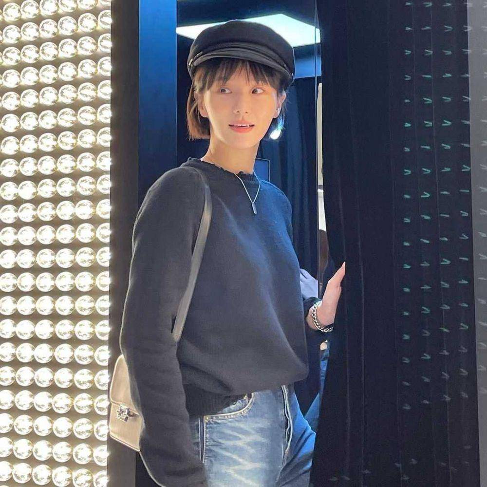 Park Gyu Young (instagram.com/lavieenbluu)