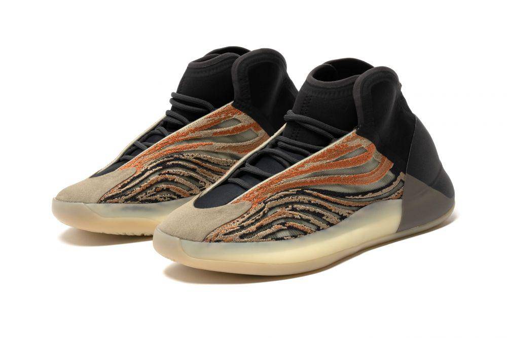 Ilustrasi sepatu yeezy (havenshop.com)