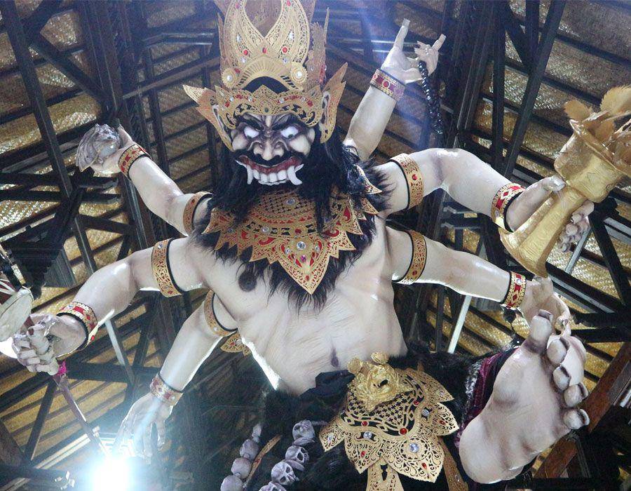 ilustrasi ogoh-ogoh di Kota Denpasar (dok. pribadi/Ari Budiadnyana)