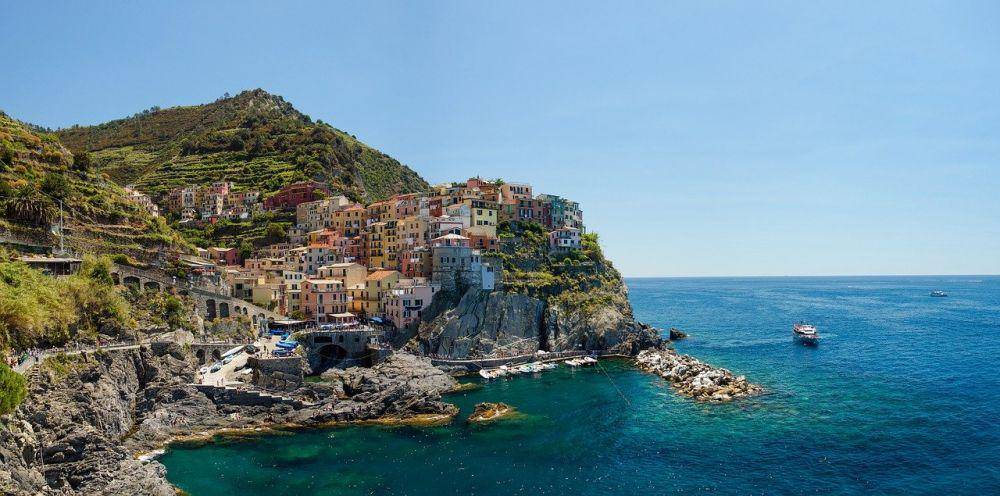 Kota Manarola, Italia (pixabay.com/AchiR)