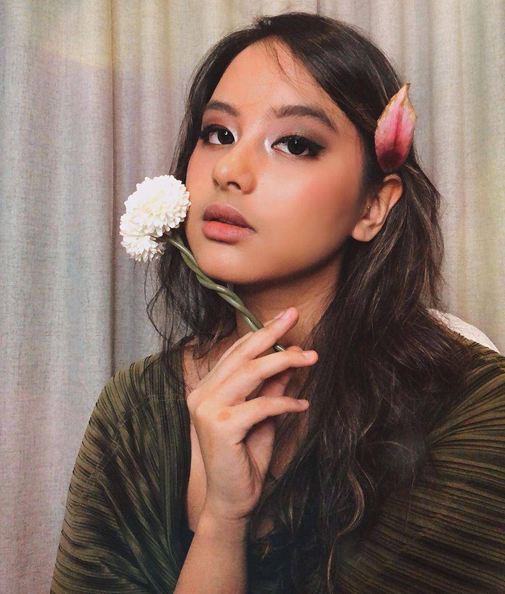 amanda khairunnisa (instagram.com/akhairunnisa)