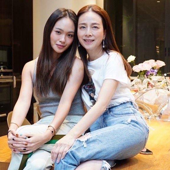 Madam Pang dan Prang Nuanwan (instagram.com/panglamsam)