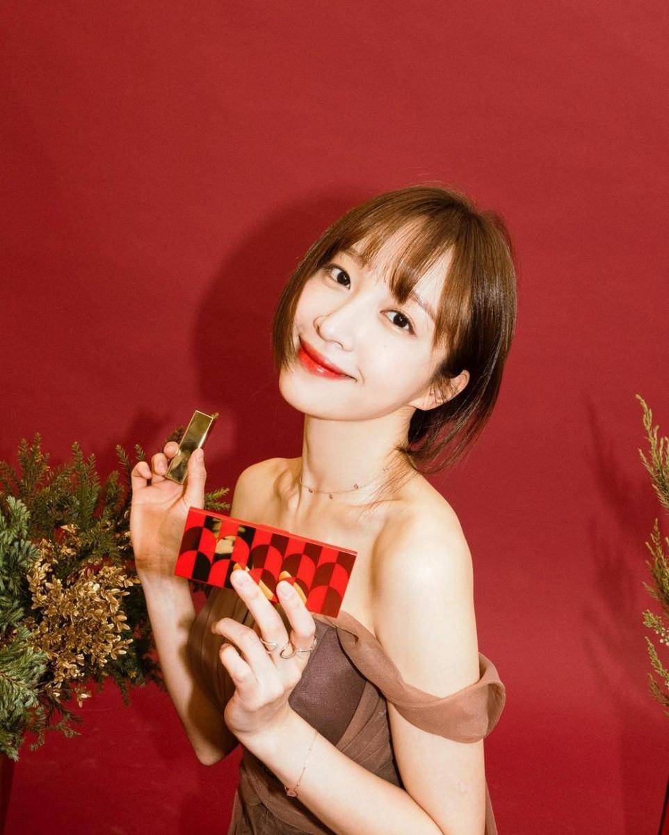 Hani EXID (instagram.com/ahnanihh)