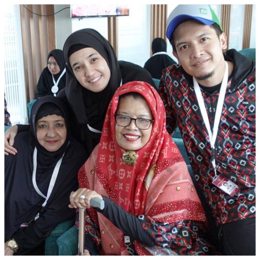potret keluarga Dhini Aminarti (instagram.com/dhiniaminarti)