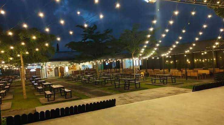 Dragon Cafe (facebook.com/BentengBuahNaga)