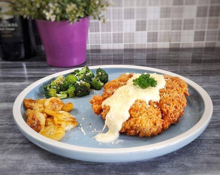 chicken maryland (instagram.com/joyfulcookingid)