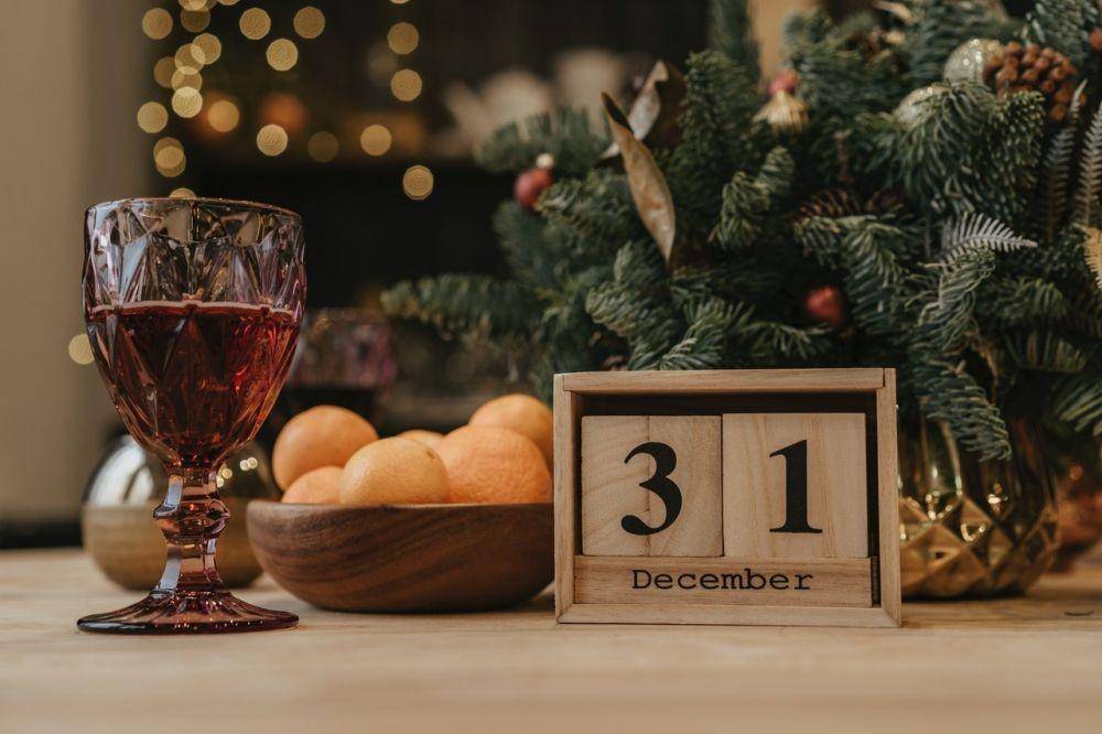 ilustrasi natal dan tahun baru (Pexels.com/oila danilevich)