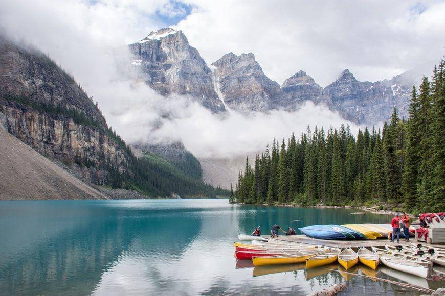 Banff National Park (unsplash.com/David Brooke Martin)
