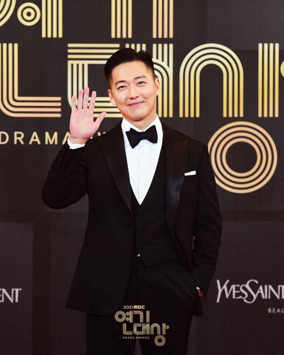 Namgoong Min di red carpet MBC Drama Awards 2021 (instagram.com/mbcdrama_now)