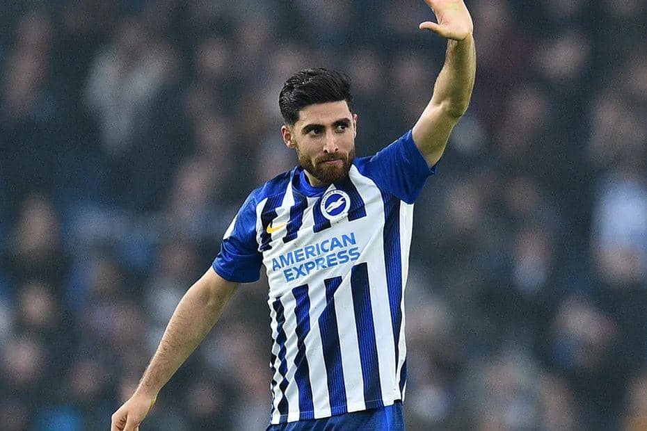 potret Alireza Jahanbakhsh berseragam Brighton (premierleague.com)