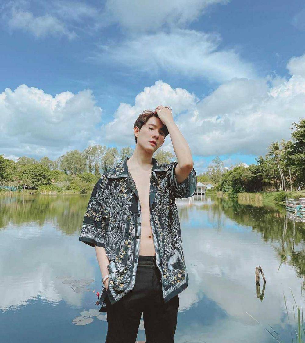 Newyear Kitiwhut (instagram.com/newyear_kitiwhut)