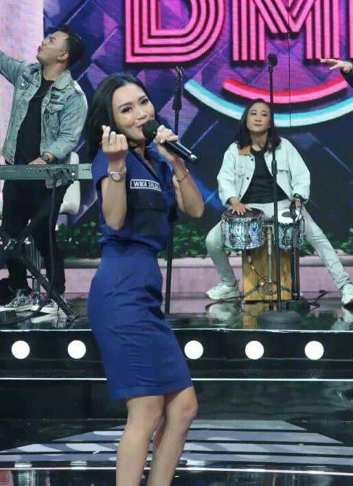 Wika Salim (instagram.com/dmdmnctv)