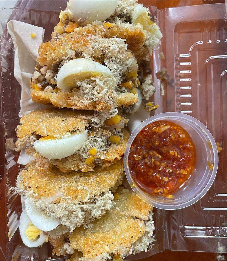 xôi chiên (instagram.com/food_vietnam84)