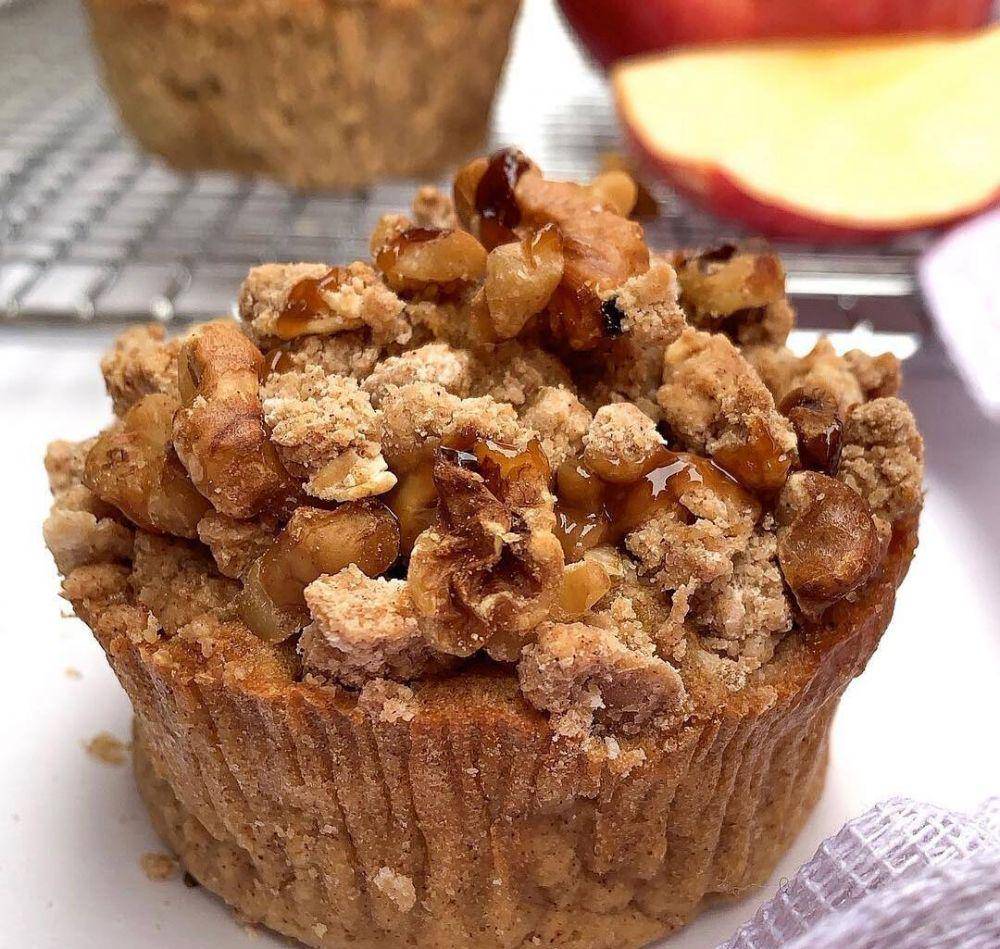 apple crumble muffin (instagram.com/dianazhu)