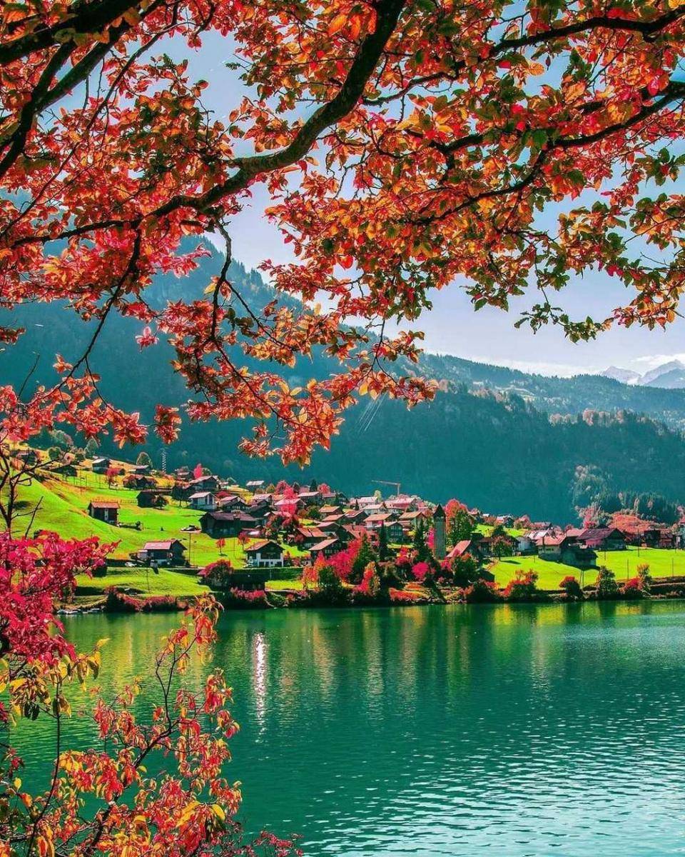 Musim gugur di Desa Lungern (instagram.com/wonderful_swiss)