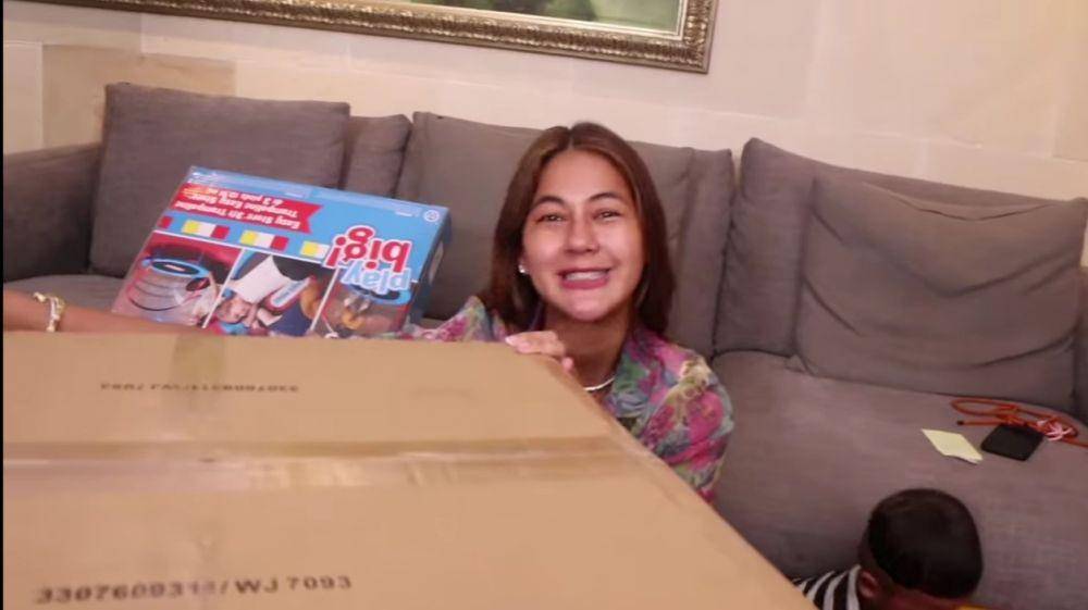 potret kado ulang tahun Kiano (youtube.com/Baim Paula)