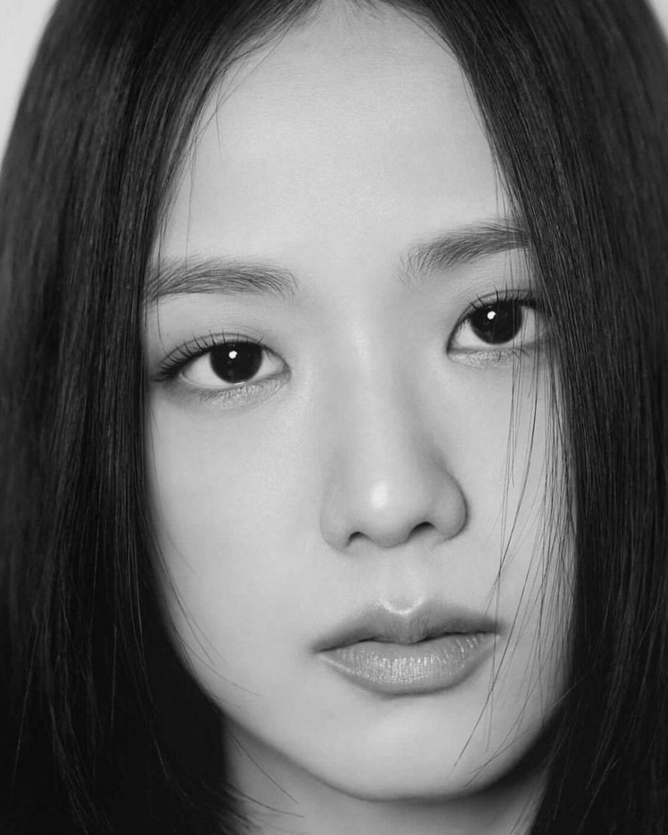 Jisoo BLACKPINK (instagram.com/sooyaaa__)