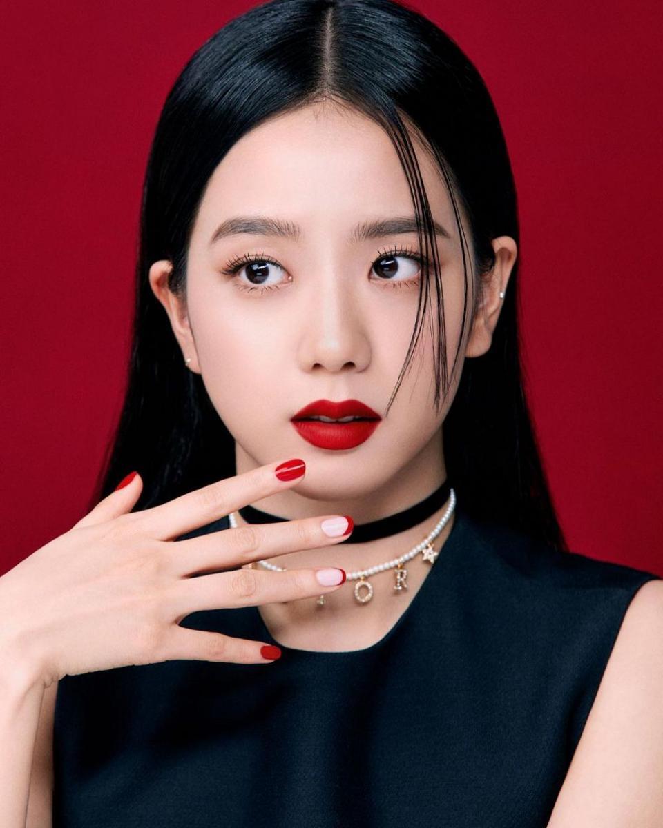 Jisoo BLACKPINK (instagram.com/sooyaaa__)
