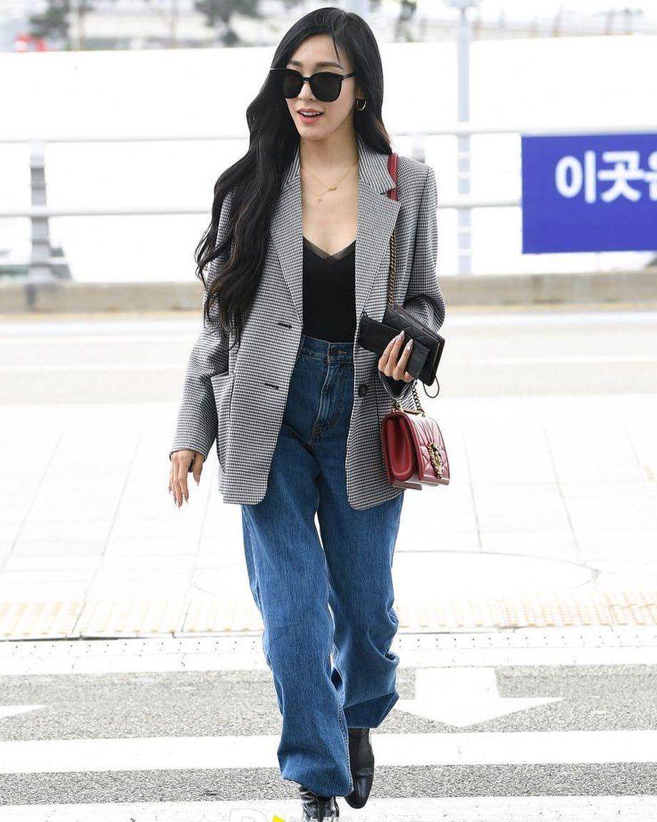 suit ala member SNSD (instagram.com/snsdoutfit)