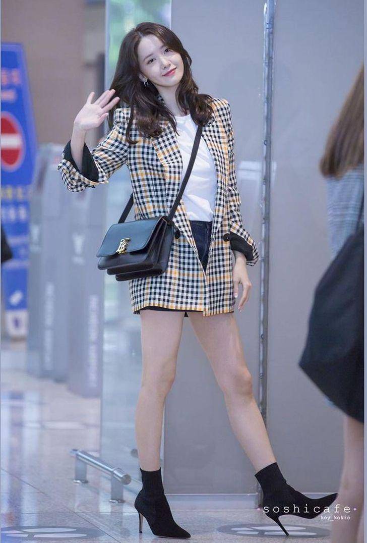 suit ala member SNSD (instagram.com/snsdoutfit)