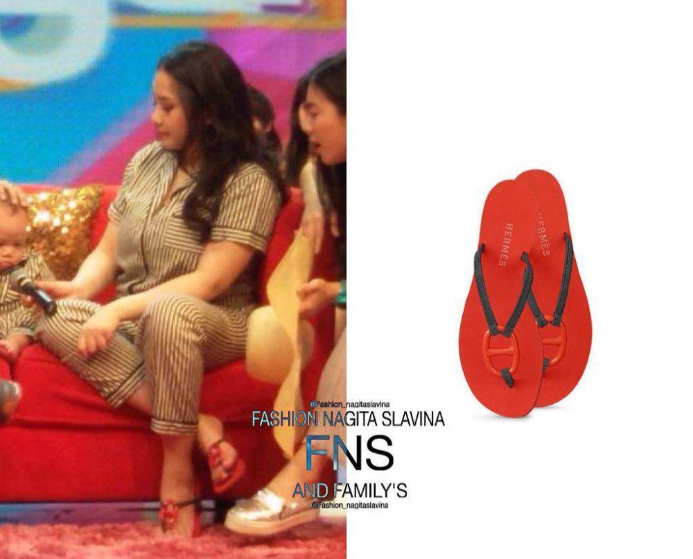kolase potret Nagita Slavina memakai sandal jepit dari merk Hermes (instagram.com/fashion_nagitaslavina)