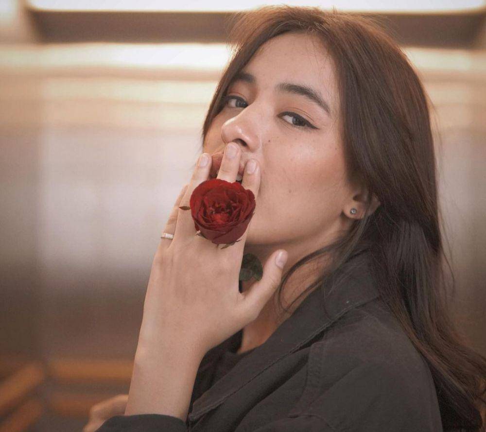 Mawar de Jongh (instagram.com/mawar_eva)