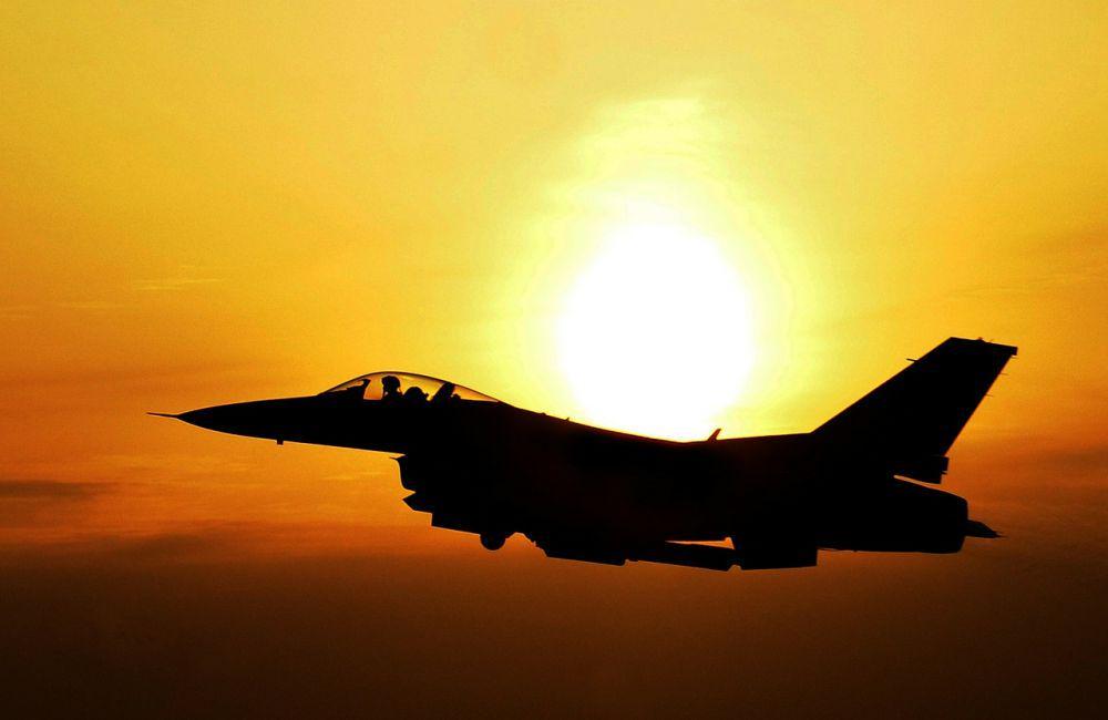 Serangan Udara AS di Irak Tewaskan Pemimpin Milisi yang Didukung Iran