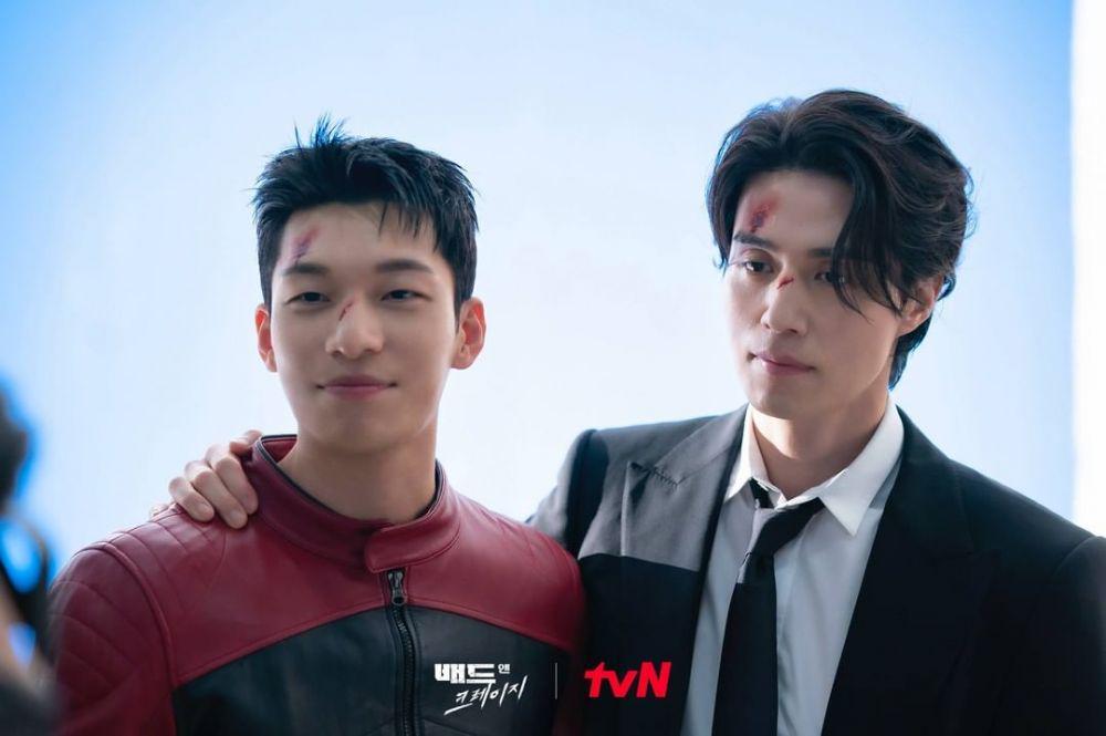 10 Potret Bromance Lee Dong Wook dan Wi Ha Joon di Bad and Crazy
