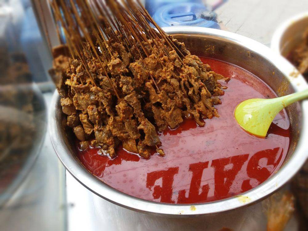 sate blengong (twitter.com/nurkholis_haddi)