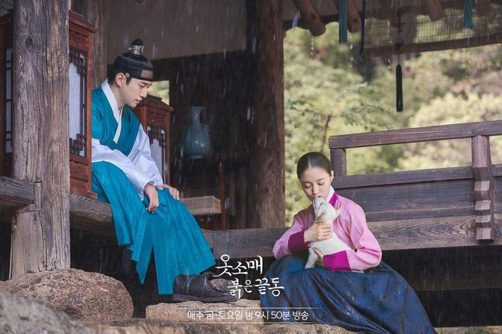 Lee Se Young dan Junho 2PM di KDrama The Red Sleeve (instagram.com/mbcdrama_now)