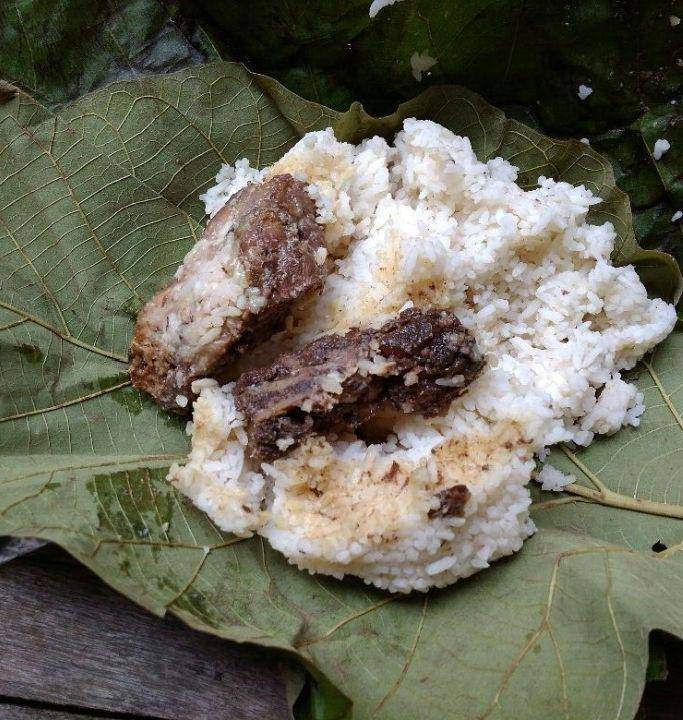 Foto nasi jangkrik khas Kudus (Instagram.com/ravjek)