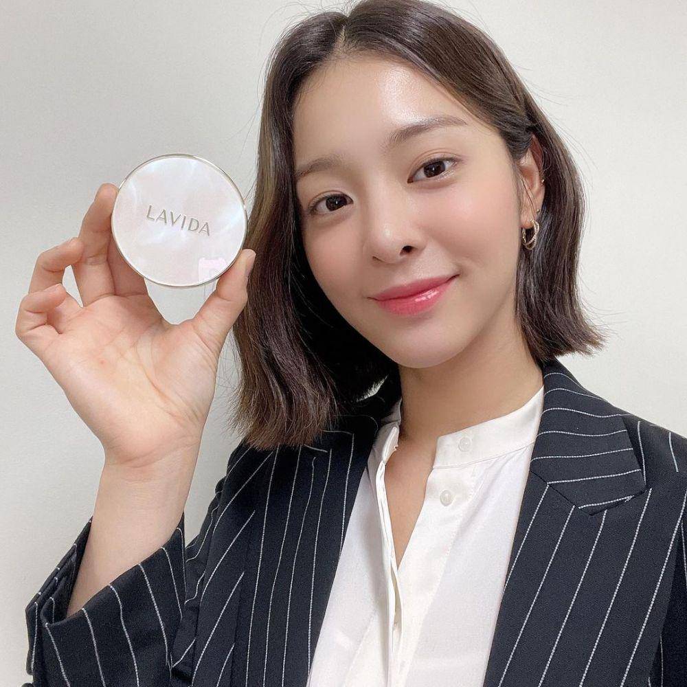 Seol In Ah (instagram.com/_seorina)
