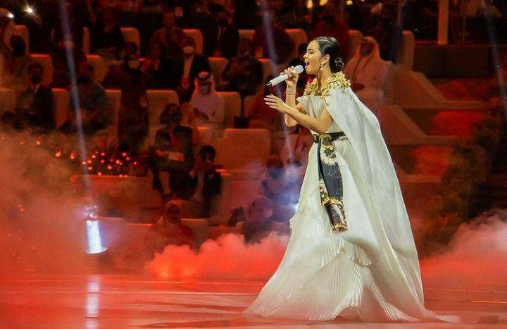 Lyodra saat tampil di Indonesia National Day di Dubai. Instagram.com/lyodraofficial