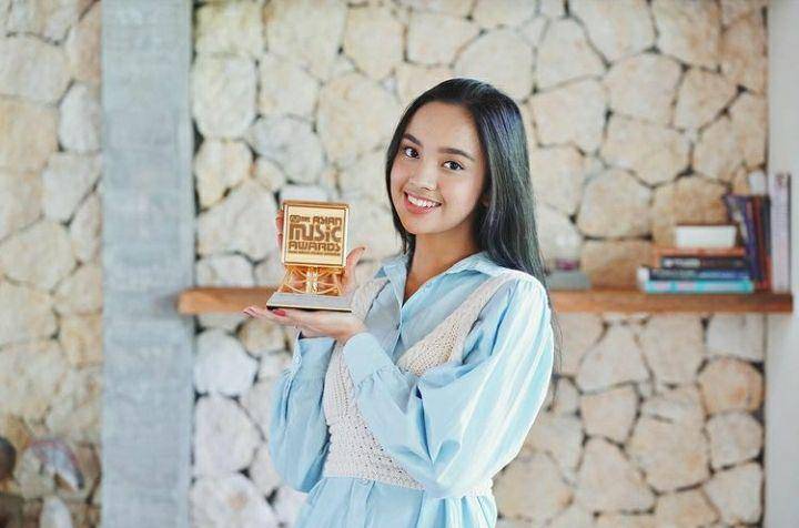 Lyodra mendapatkan penghargaan dari MAMA Awards. Instagram.com/lyodraofficial