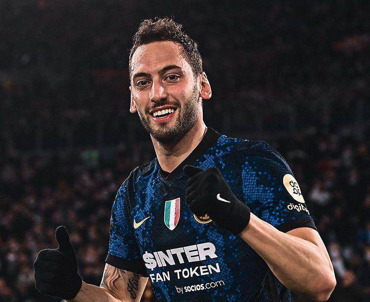 Hakan Calhanoglu (instagram.com/hakancalhanoglu)