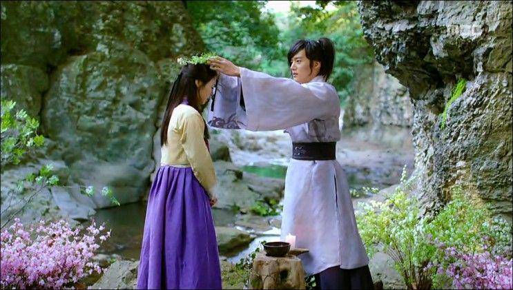 Lee Yeon Hee dan Choi Jin Hyuk di Gu Family Book (dok. MBC/Gu Family Book)