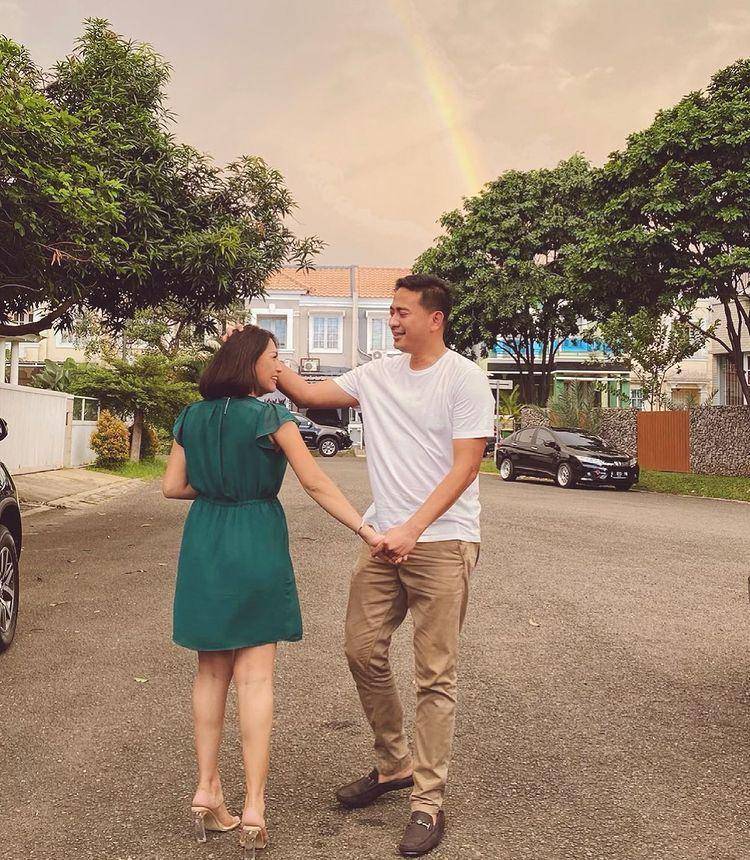 potret Tata Janeeta dan suami (instagram.com/tatajaneetaofficial)