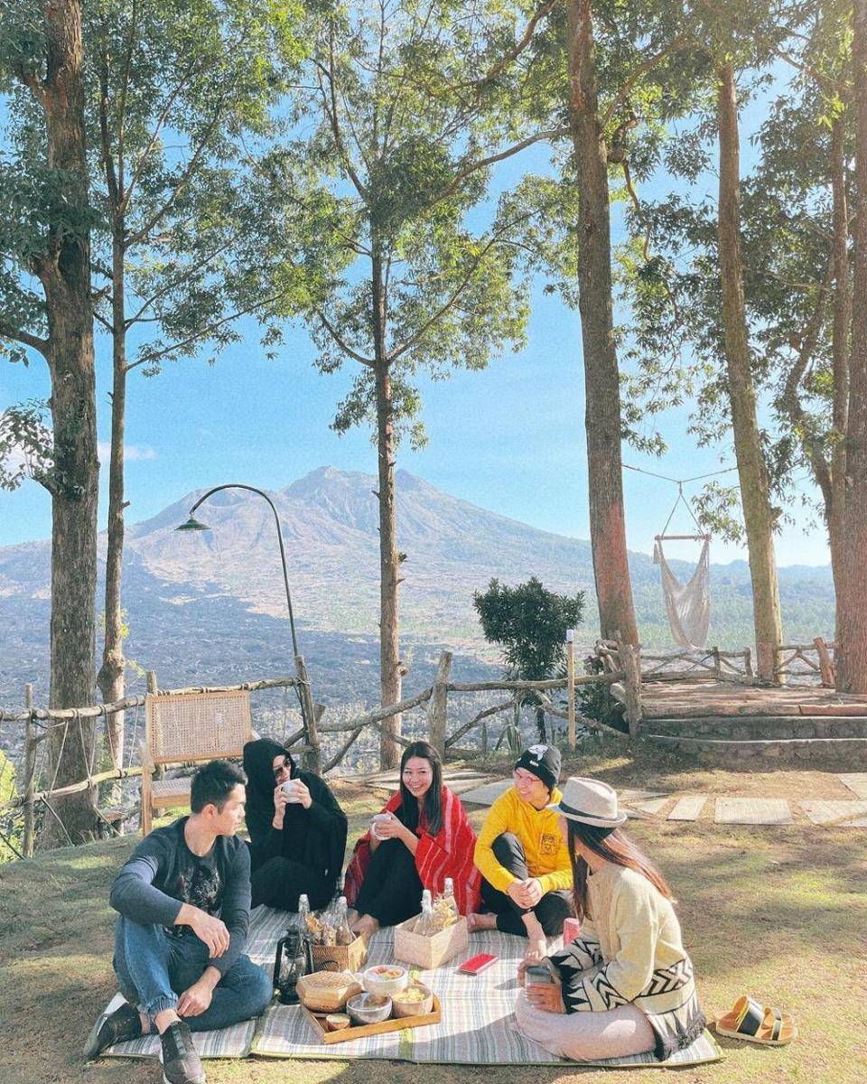 Alam Caldera Camping (instagram.com/anet__charmeis)