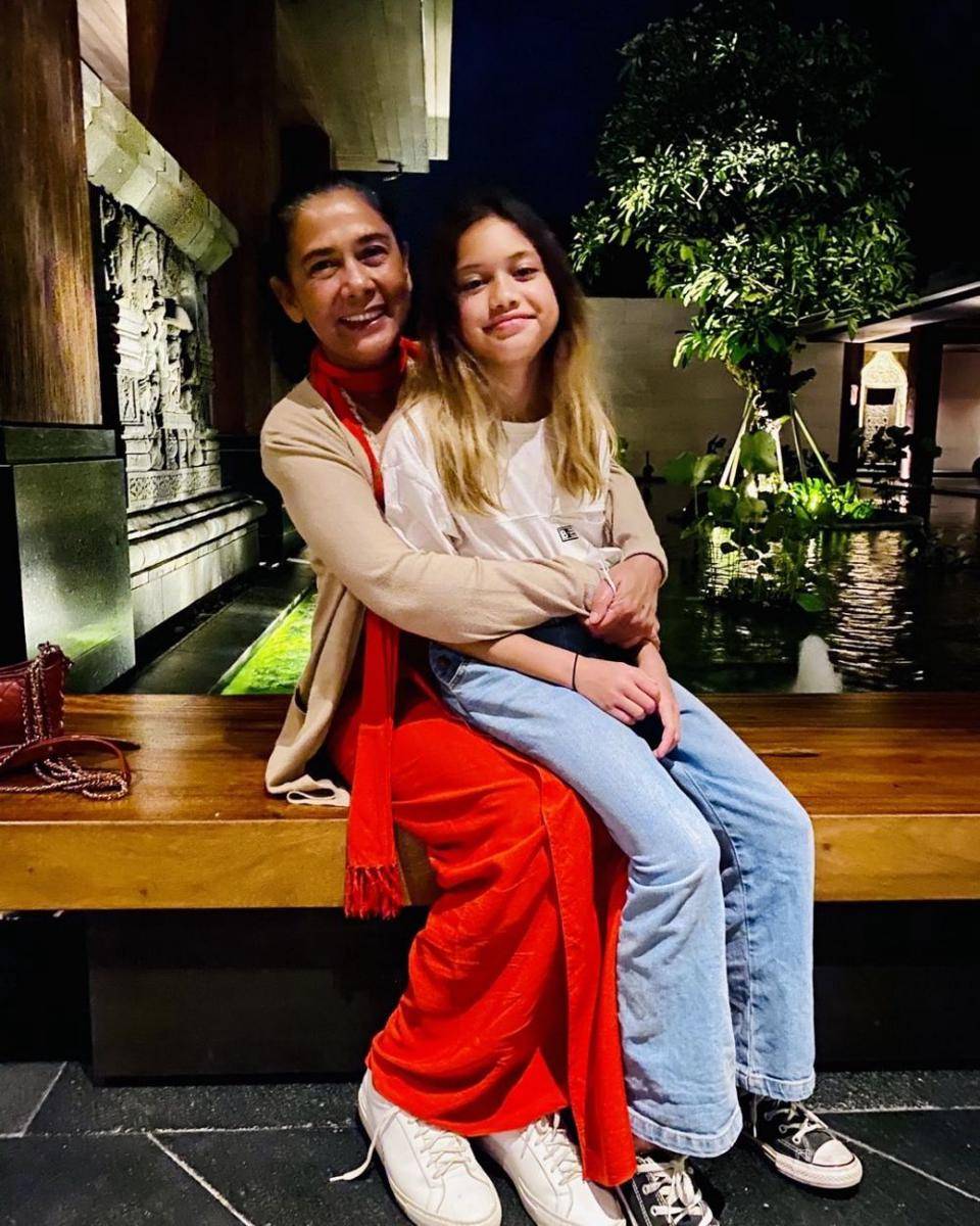 potret Lydia Kandau dan cucunya (instagram.com/naymirdad)