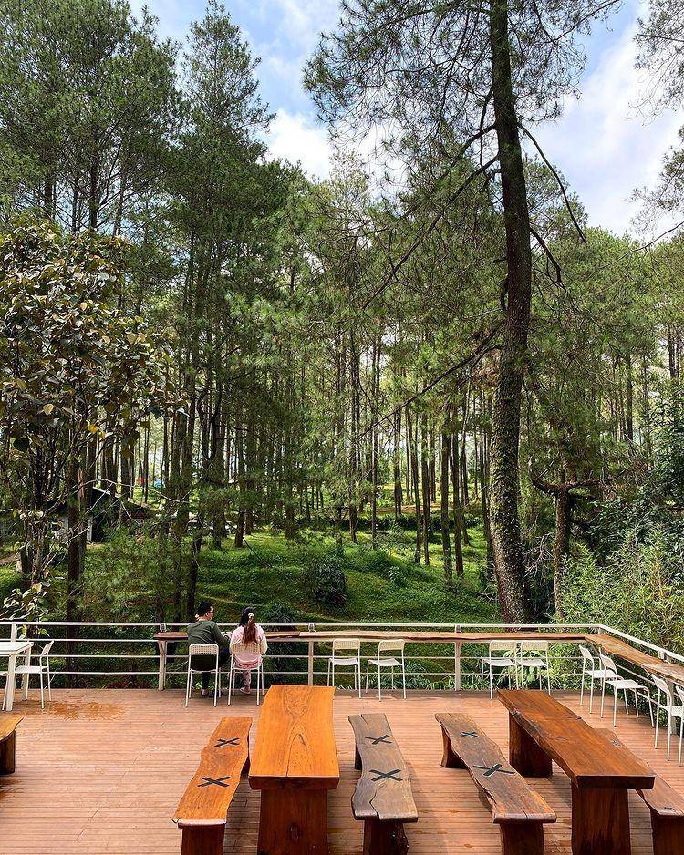 Warung Kopi Gunung, Lembang (Instagram.com/explorewith_ardi)