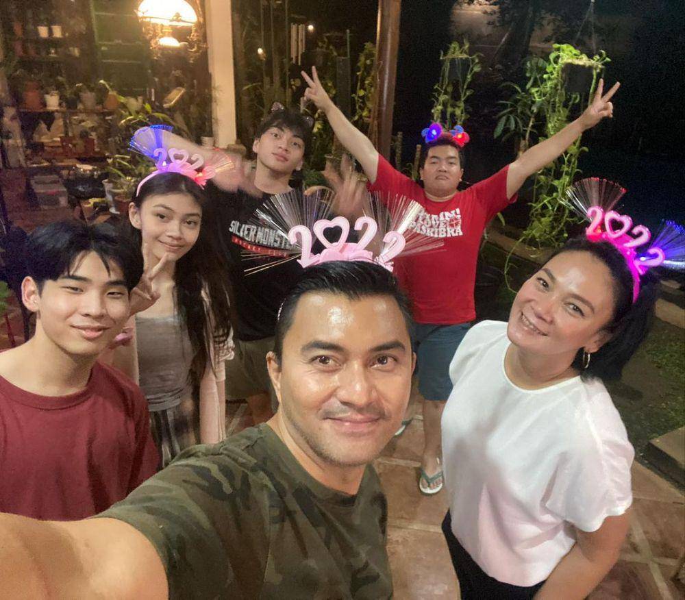 potret Dian Meutia dan cucunya (instagram.com/bu_deedee)